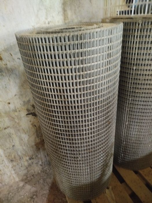 Продам срочно сетка оцинкованная
