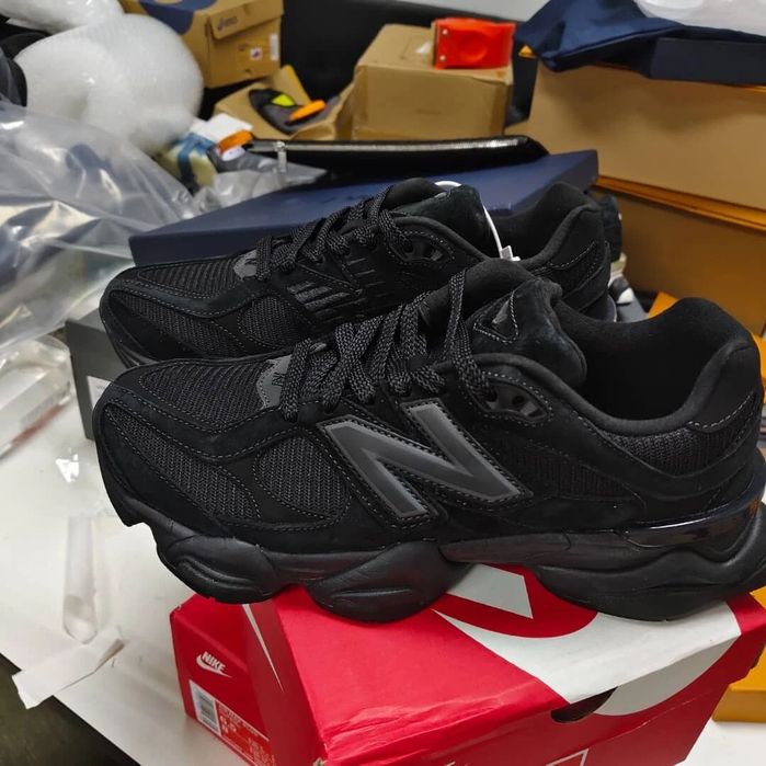 B Маратонки New Balance 9060 „Triple Black

41 42 43 44 45 46

Цена 67€

Еконт