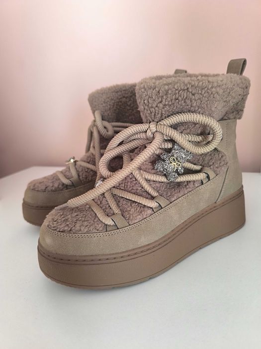 Дамски боти с пух