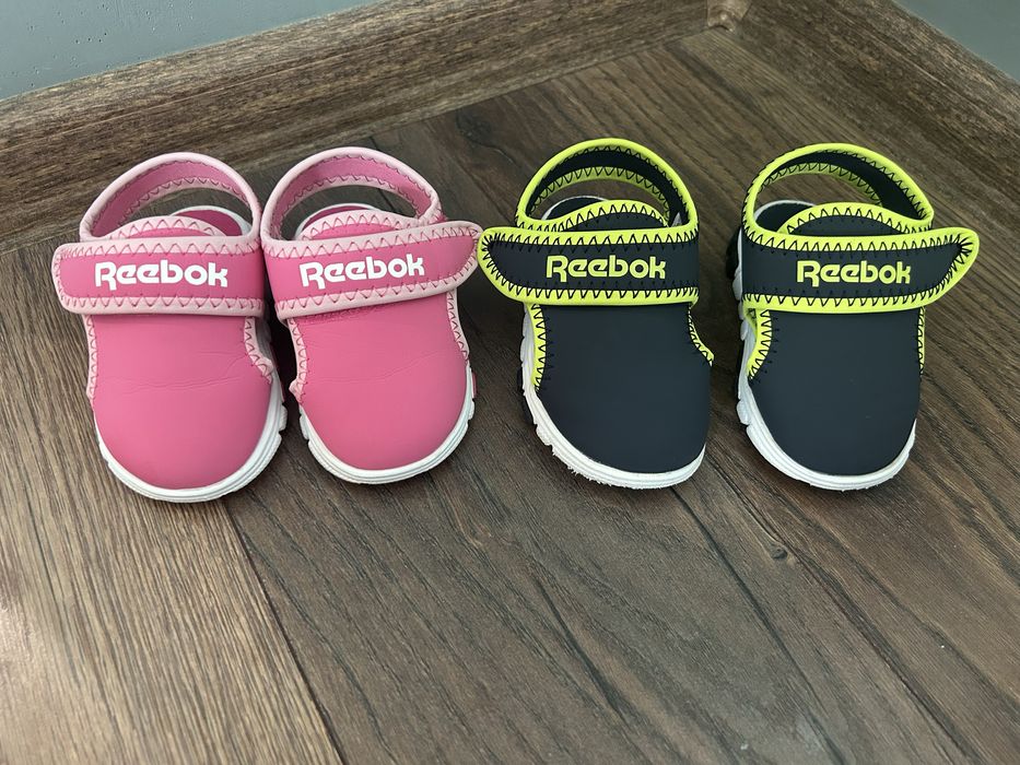 Маратонки Nike, сандали Reebok