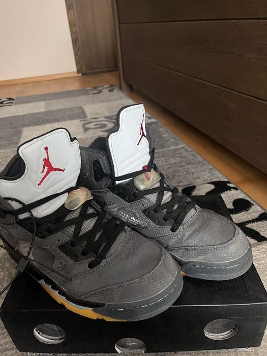 Jordan 5 Off White