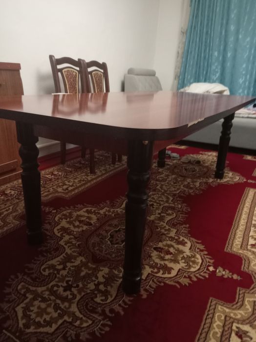 Стол обеденный б/у