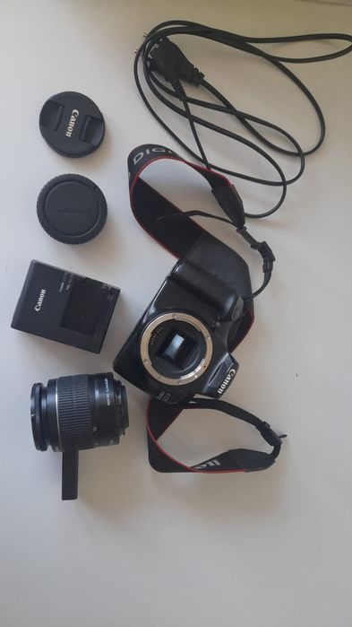 Продам фотоаппарат Canon 1100d