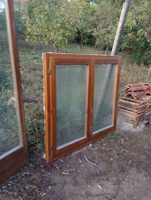Tâmplărie din lemn cu geam termopan second