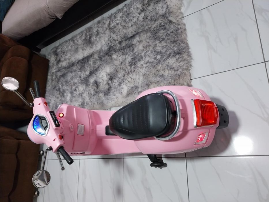 Scuter electric copii