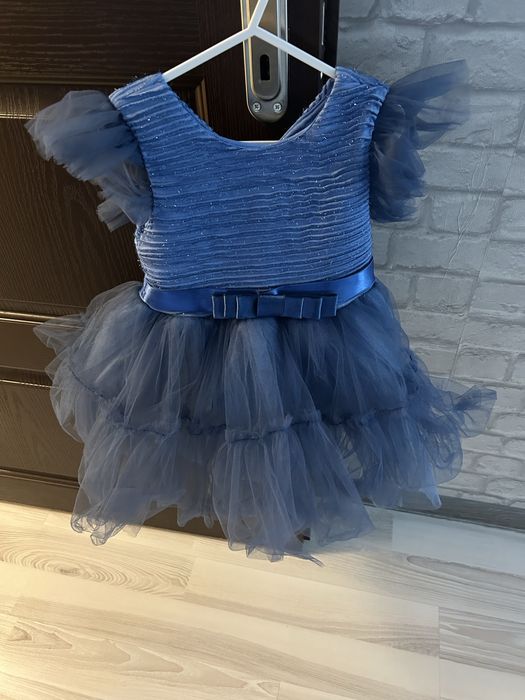 Детска рокля размер 98