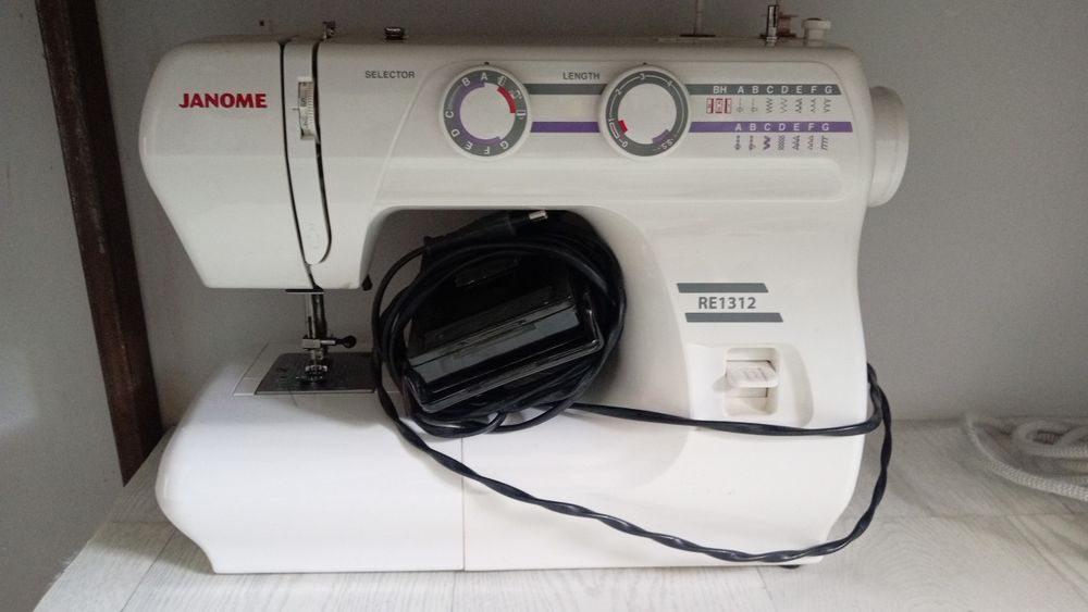 Тигин машин janome келисим бар тез арада