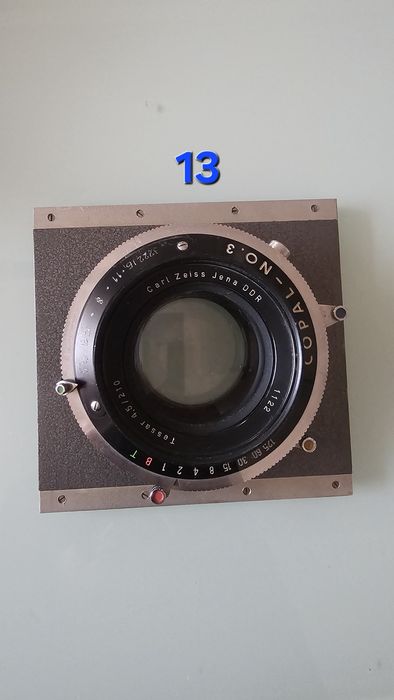 Голяма колекция винтидж фотоапарати, обективи и фотопринадлежности
