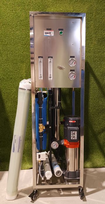 Индустриална система за обратна осмоза 250л на час