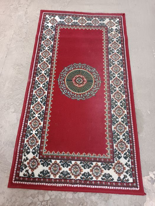 Covoare persane la mâna a doua