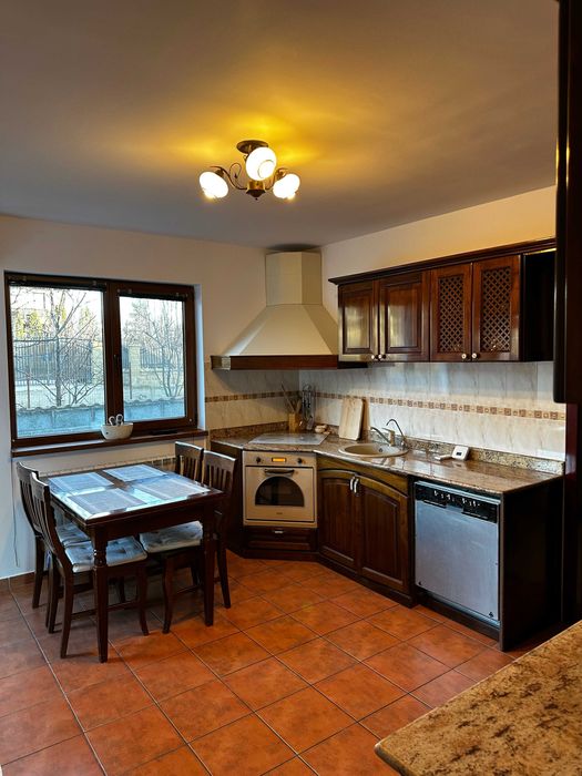 Vila Eco-Friendly 179m2, cu Panouri Solare 18 kW.