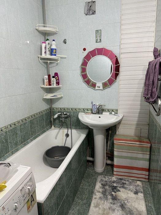 Ташсельмаш (кафе Шохона) 3/2/9 с ремонтом и с мебелью