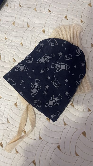 Продам десткие теплые шапки