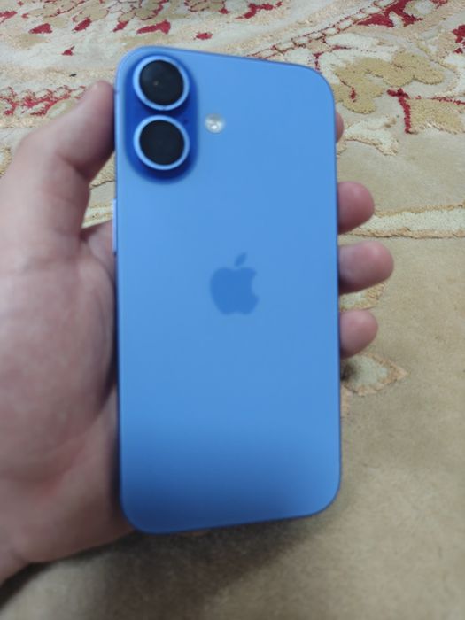 iphone 16 128гб синий