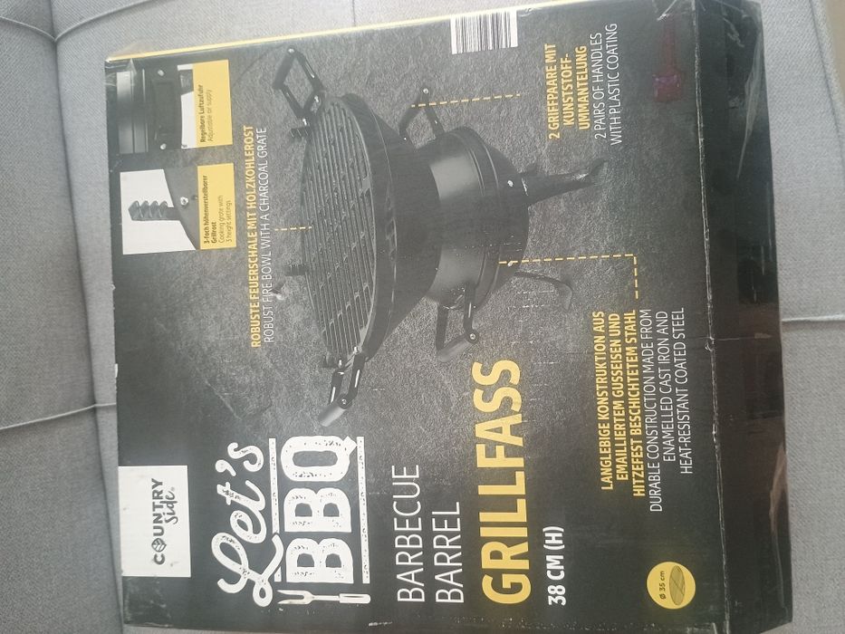 BBQ,Gratar rotund pe carbuni cu capac,roti