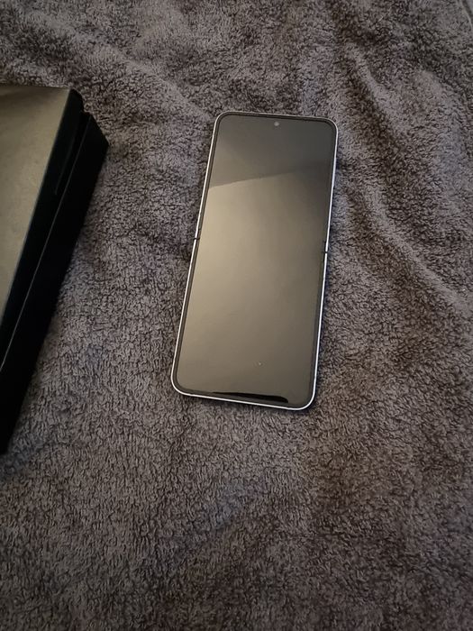 Samsung galaxy flip6
