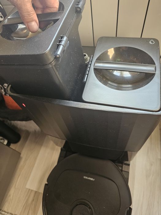 Vând/Schimb robot ROBOROCK Q-Revo S QRS5200, 0.33l, 14.4V, autonomie max 180 m...