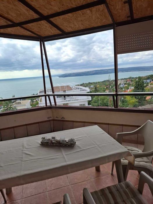 Дава се под наем Етаж от къща в Варна, м-т Траката - 120 кв.м за 1200 € - Снимка #6