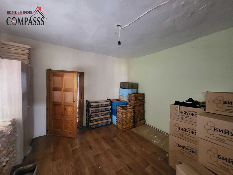 с. Кардам, обл. Добрич, Къща и работилница  – 70000евро!