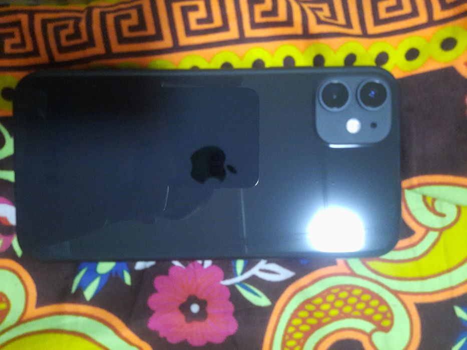 iphone 11 64 gb sotiladi
