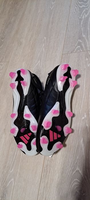 Ghete fotbal noi piele naturala Adidas Copa Pure.2FG 41 si 1/3