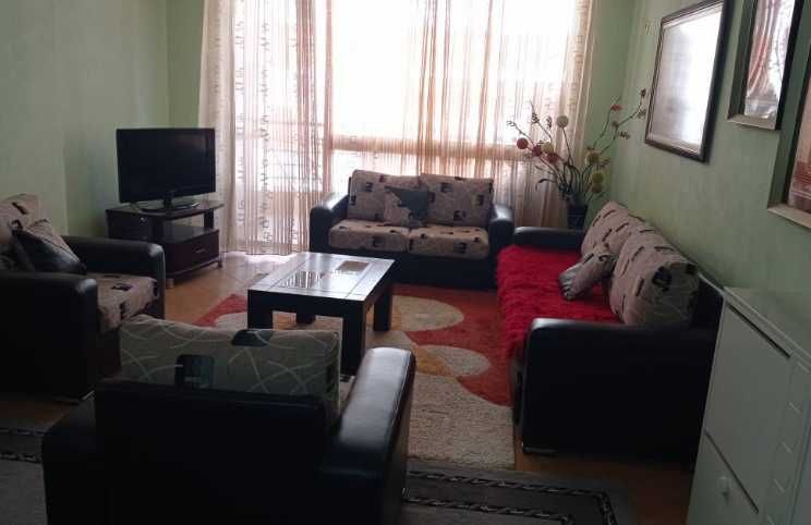 Дава се под наем Тристаен апартамент в Пловдив, Кършияка - 76 кв.м за 239.7 € - Снимка #1