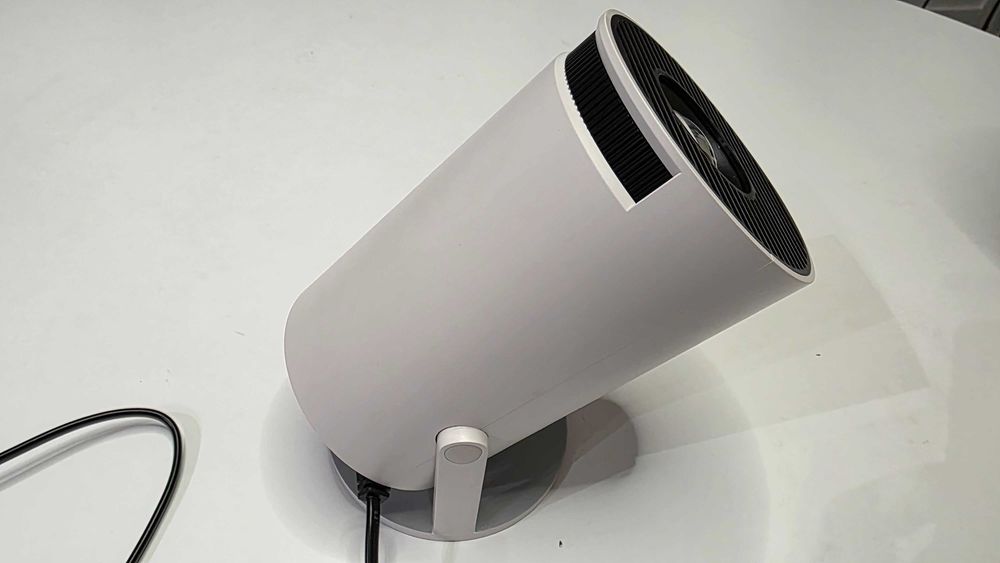 Videoproiector HD Portabil ISSORA PRO - Smart 4K Ultra HD