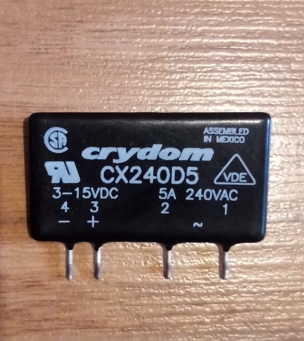 Vând 2 relee statice(SSR) MP240D4 și CX240D5