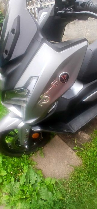 Vand scuter voge sr 1