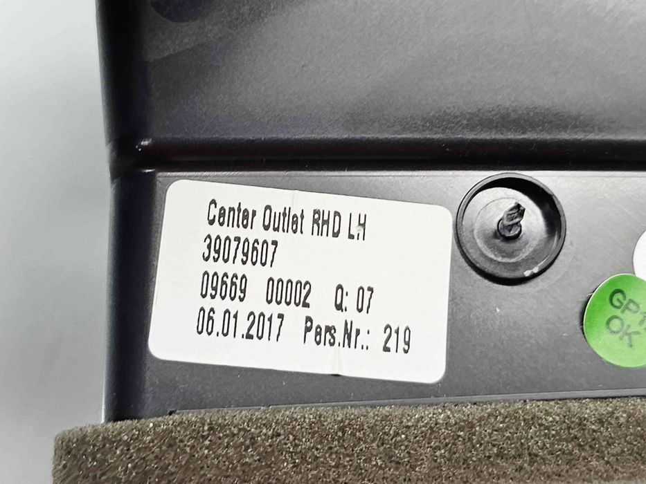 Grila aerisire centrala Opel Astra K Hatchback [Fabr 2015-2022] 39079