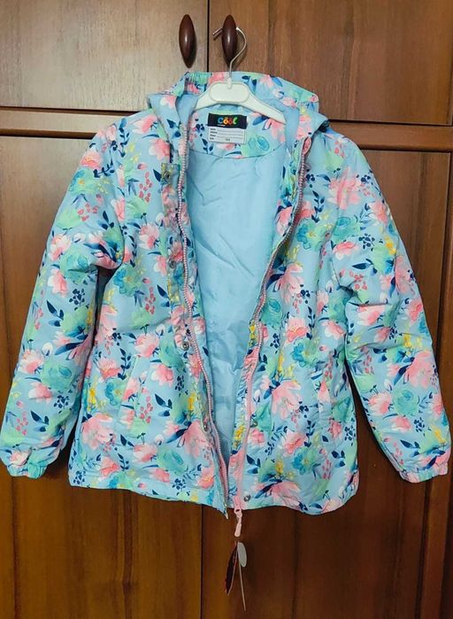 Детская демисезонная куртка (для девочек)