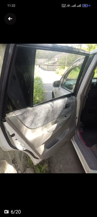 Продам Мазда премаси