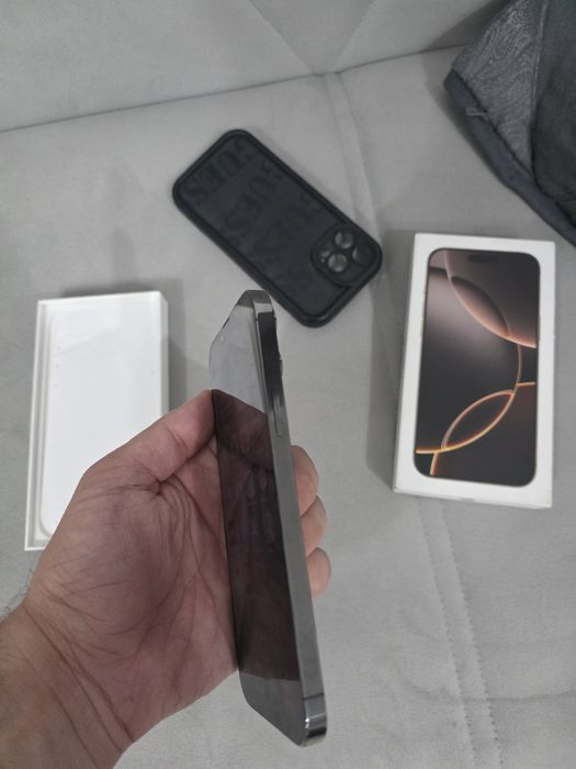 Продава се IPHONE 13 PRO MAX 256GB