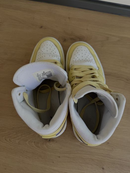 Nike Air Jordan 1 - номер 36,5