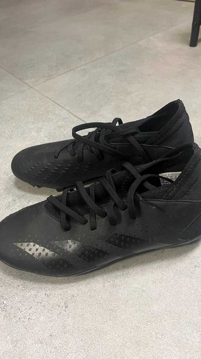 Бутонки за футбол Adidas