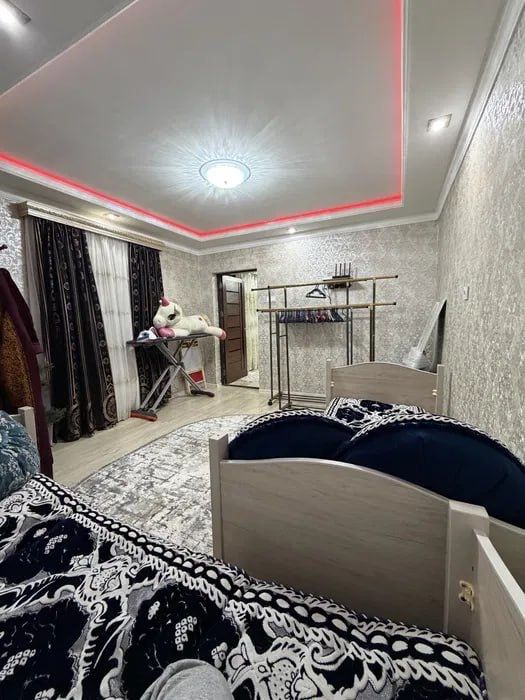 Юнусабад. 11. Мега.