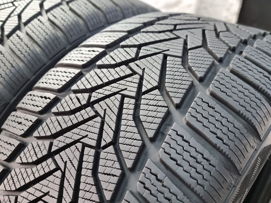 "Dot 22" 245/40/18 Uniroyal 4Броя: 680лв 8.5мм