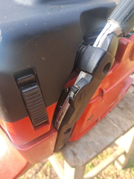 De vânzare drujbă jonsered echivalent husv 353