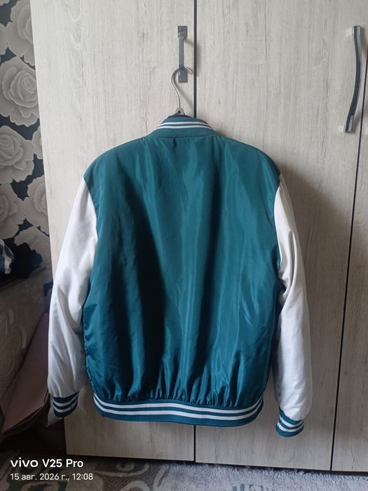Бомбер продам хорошего качества
