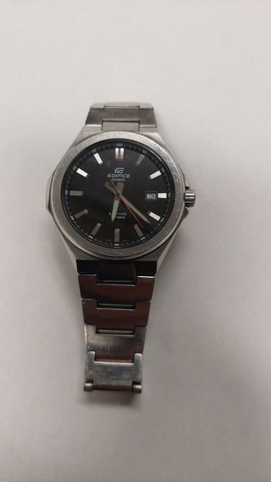 Часовник Casio Edifice EFB-108