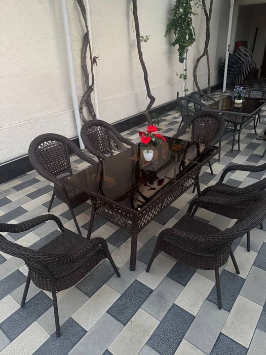 Optim arzon narxlarda sifatli ratan stol sutularini tafsiya etamiz