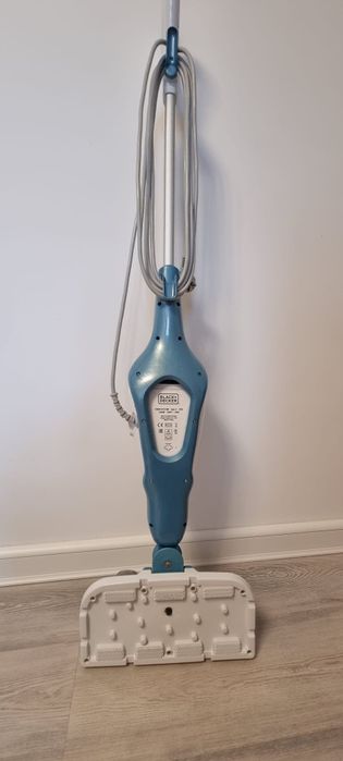 Aparat de curatat cu aburi mop Black & Decker FSMH13151