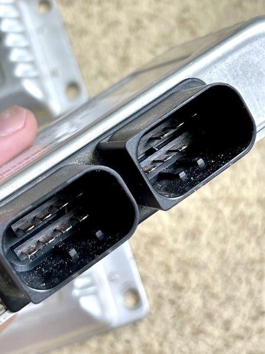 Блок управления раздаткой на BMW X5 E70 БМВ Х5 Е70