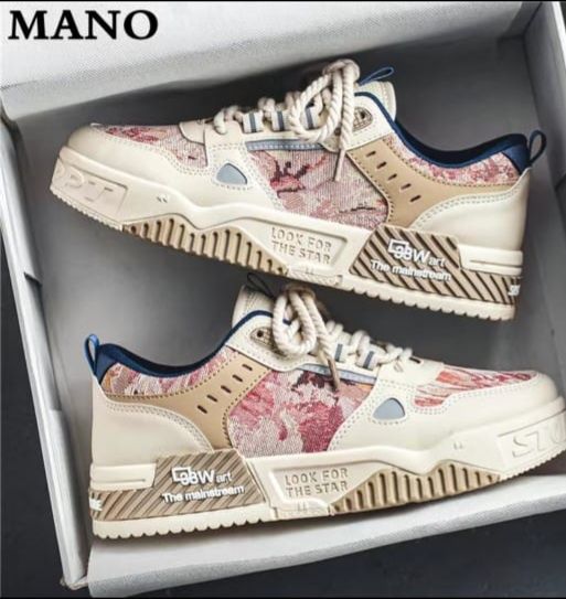 Кросовки женские