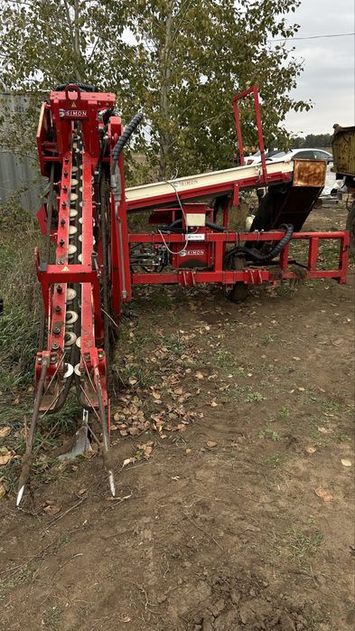 Морковоуборочный комбайн