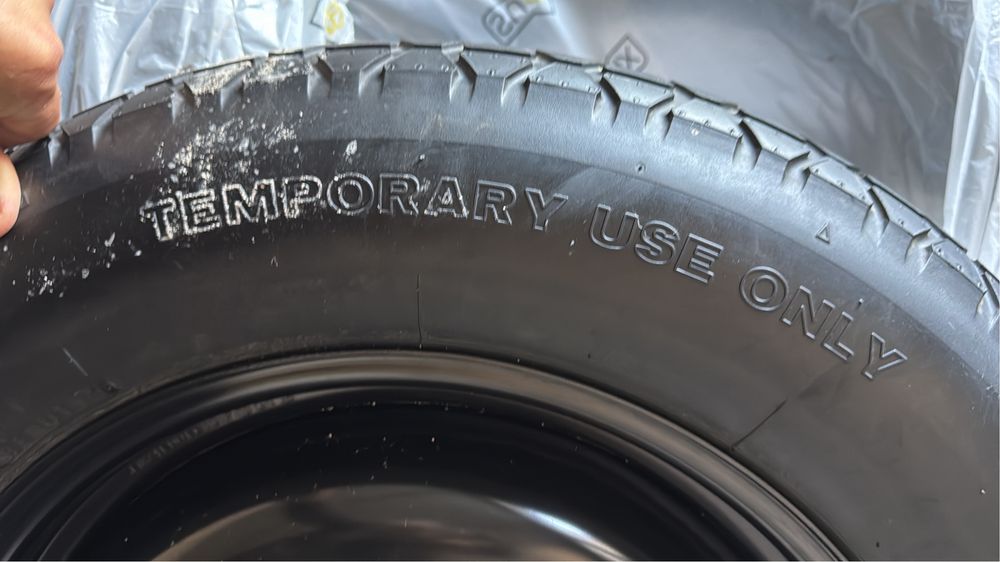 Продам шины 245/55R19