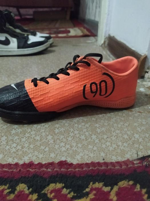 Butsi sotiladi yangi