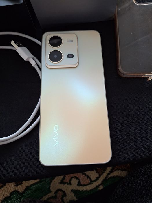 Продам сотовый телефон