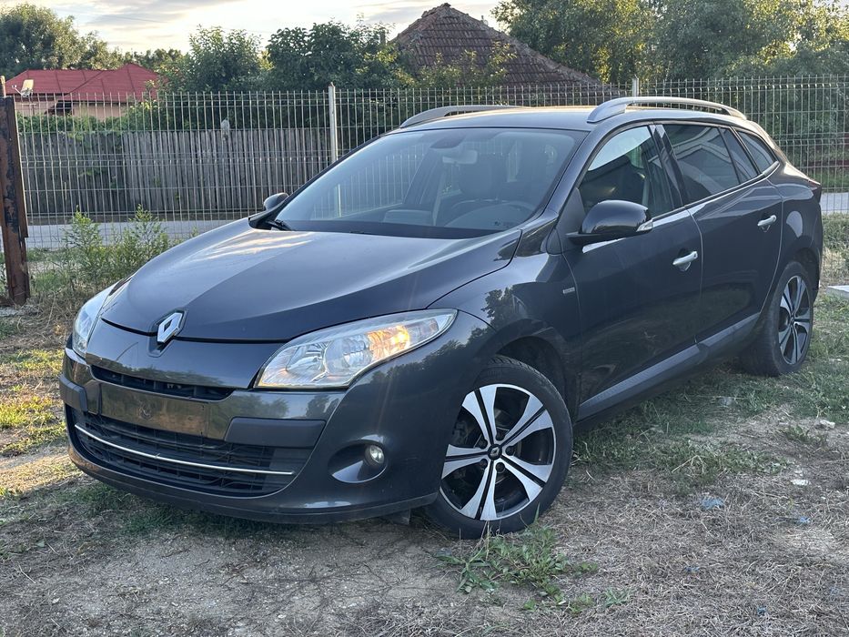 RENAULT Megane