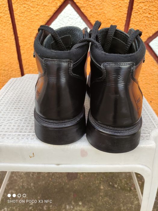 Мъжки обувки DOCKERS